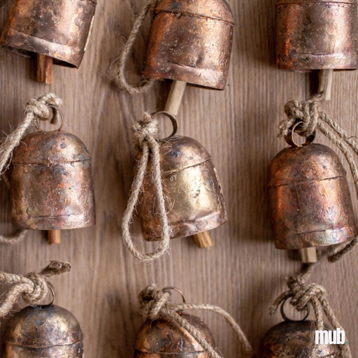 [mub.ax.bell3] Cloche Vintage #3