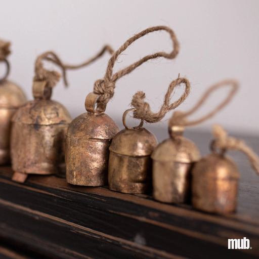 [mub.ax.bell4] Cloche Vintage #4